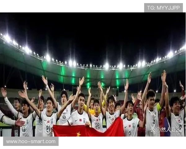 东亚杯球迷歌声助威现场氛围热烈 东亚杯球迷歌声助威现场氛围热烈